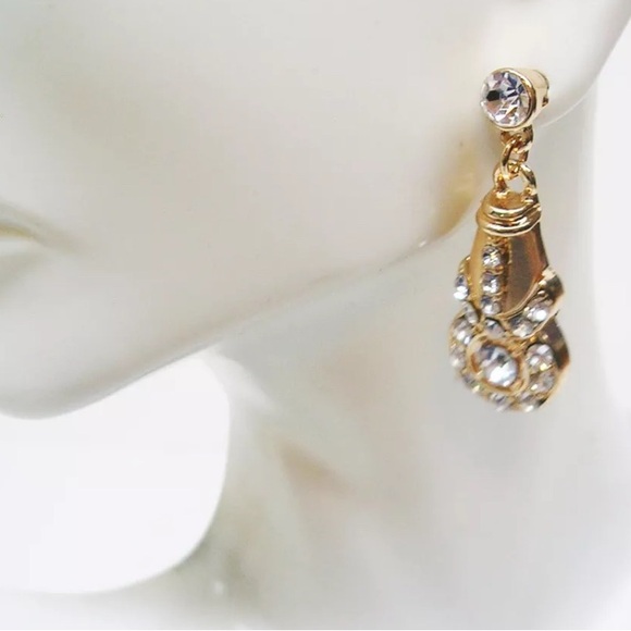 NWOT Goldtone Post Earrings with Genuine Crystals - Picture 2 of 3